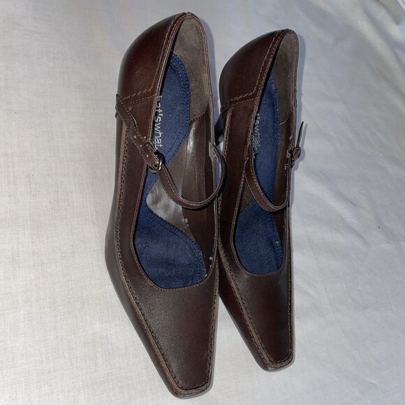 What’s What Dress Pumps Women’s Size 7.5 Medium Brown Leather Cross Strap Buckle - Picture 6 of 12